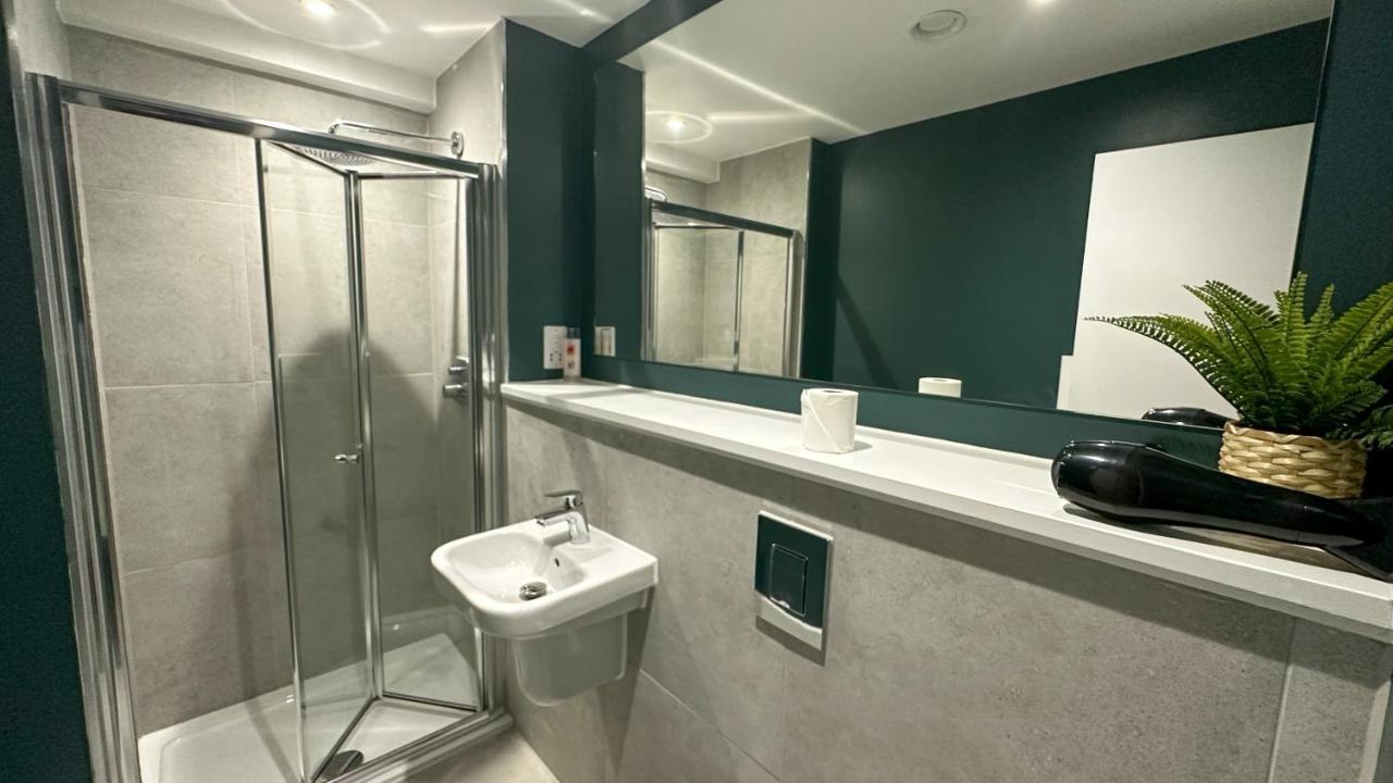 Lux Livin' Apartments - Luxury 2 Bed Apartment With Sky Garden Manchester Zewnętrze zdjęcie